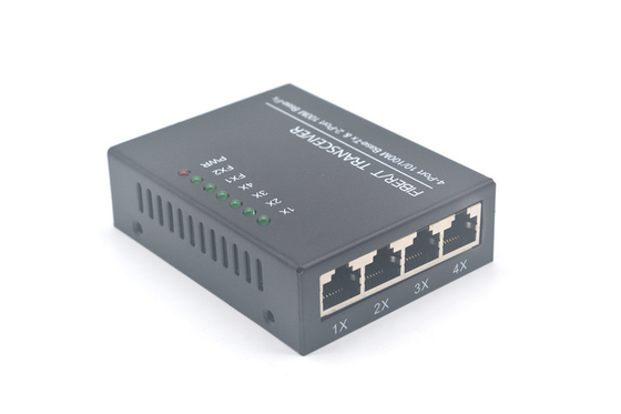 Żelazna obudowa Przełącznik Ethernet światłowodowy UTP, 10 100 Mb / s 4-portowy przełącznik Ethernet