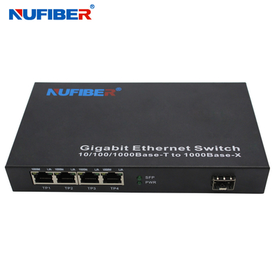 10/100/1000M 4-portowy port Rj45 + 1 SFP Konwerter mediów z przełącznikiem światłowodowym Ethernet