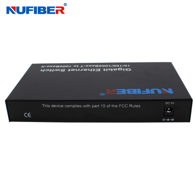 SM Dual Fibre Four Port Ethernet Switch Funkcja automatycznej negocjacji